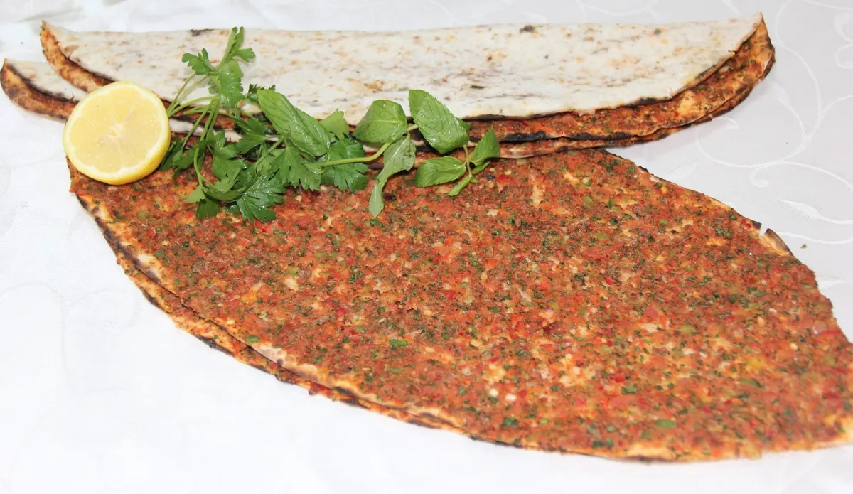 Antep Lahmacunu / Gaziantep Lahmacunu