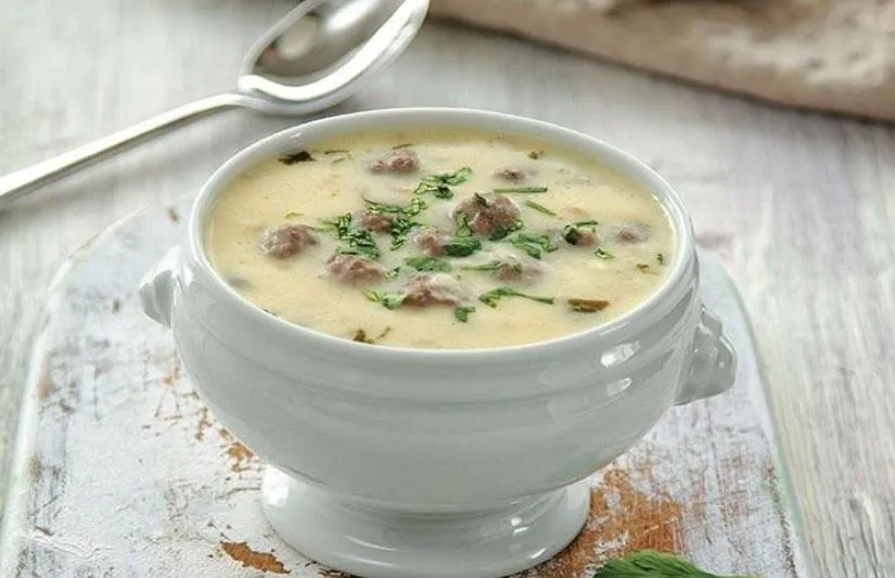 Erzurum Ayran Aşı Çorbası