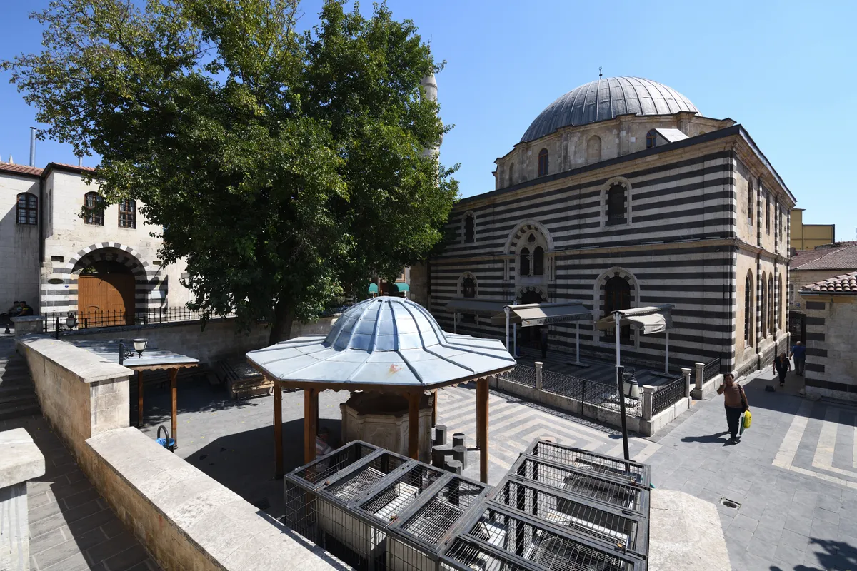 Alaüddevle Camii (Yeraltı Camii) - Gaziantep Şahinbey