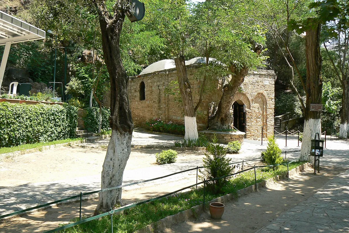 Kureyş Baba Türbesi ve Ziyaretgâhı