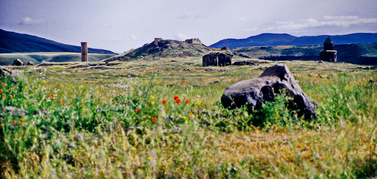 Ani Menuçehr Camii (1072 - Anadolu'nun İlk Türk Camisi) - Kars Merkez