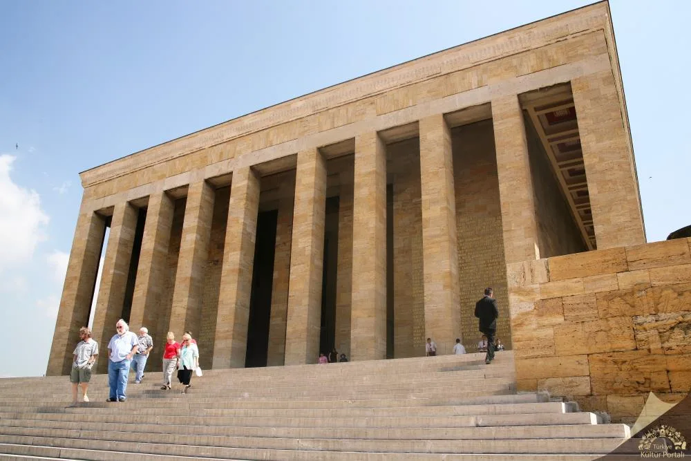 Anıtkabir & Atatürk ve Kurtuluş Savaşı Müzesi