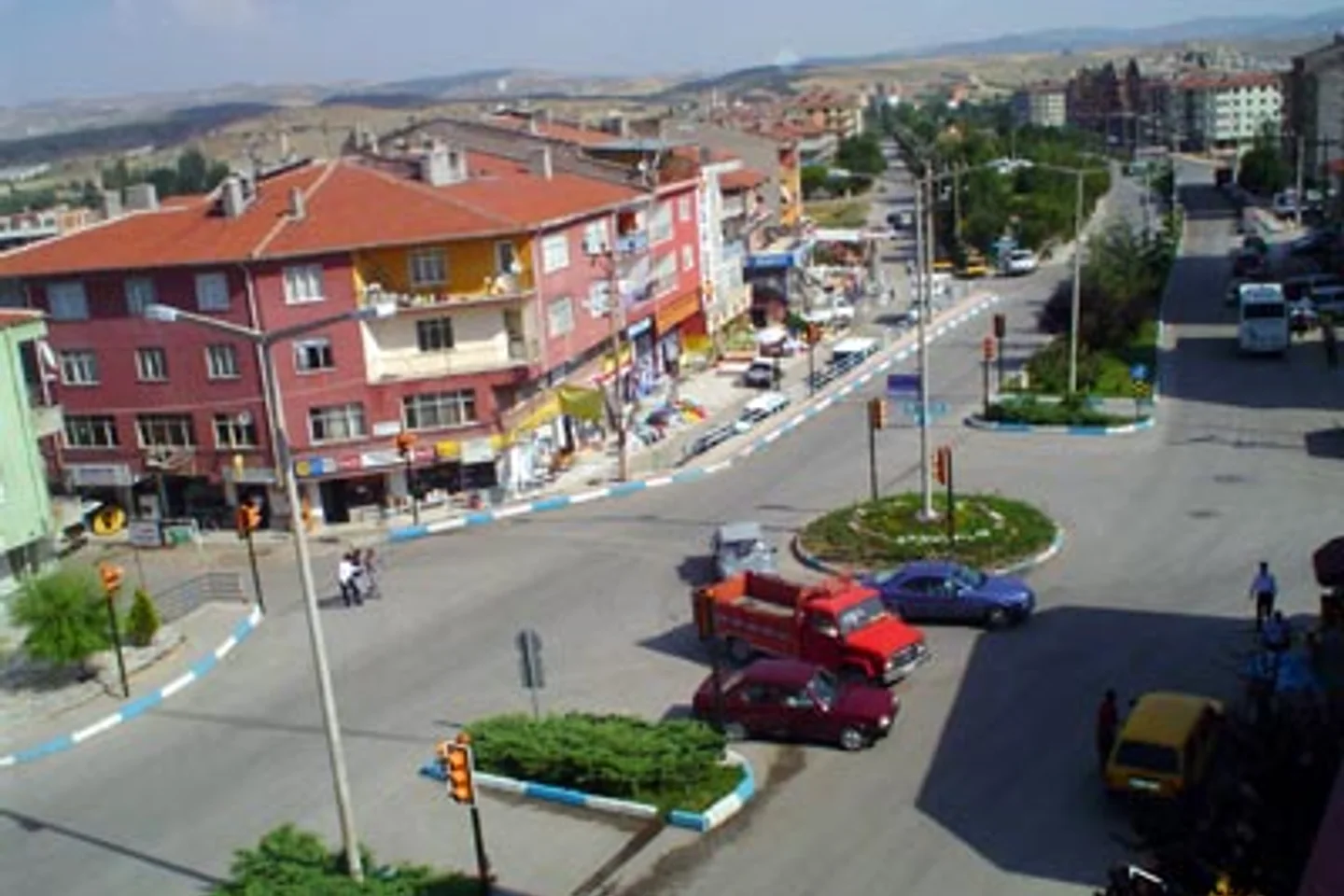 Tarihi Kahramankazan Fethiye Köyü Taş Camii ve Selçuklu Türbesi