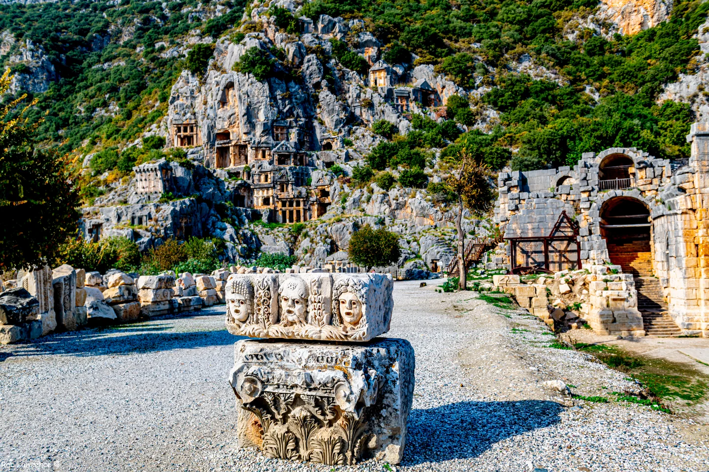 Soura (Sura) Apollon Kehanet Tapınağı ve Akropolü