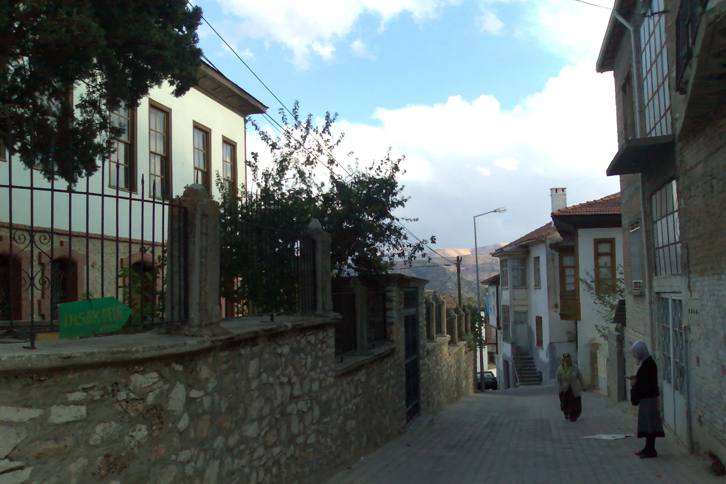 Tarihi Elmalı Kandilzade Konağı Kültür Evi