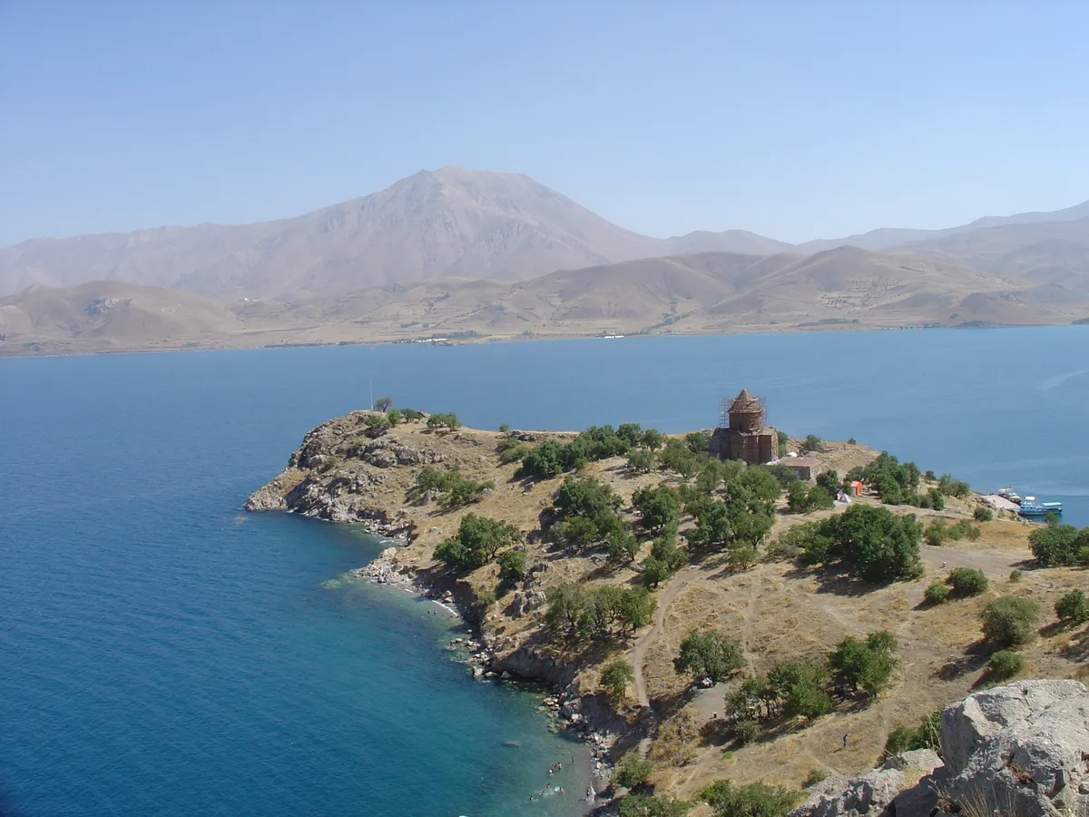 Artos Dağı ve Doğa Parkuru - Van Gevaş