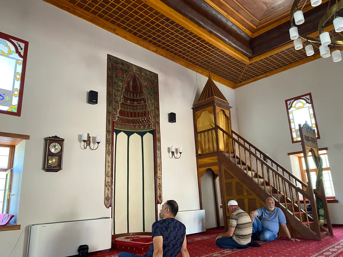 Aslanapa Tarihi Merkez Taş Camii