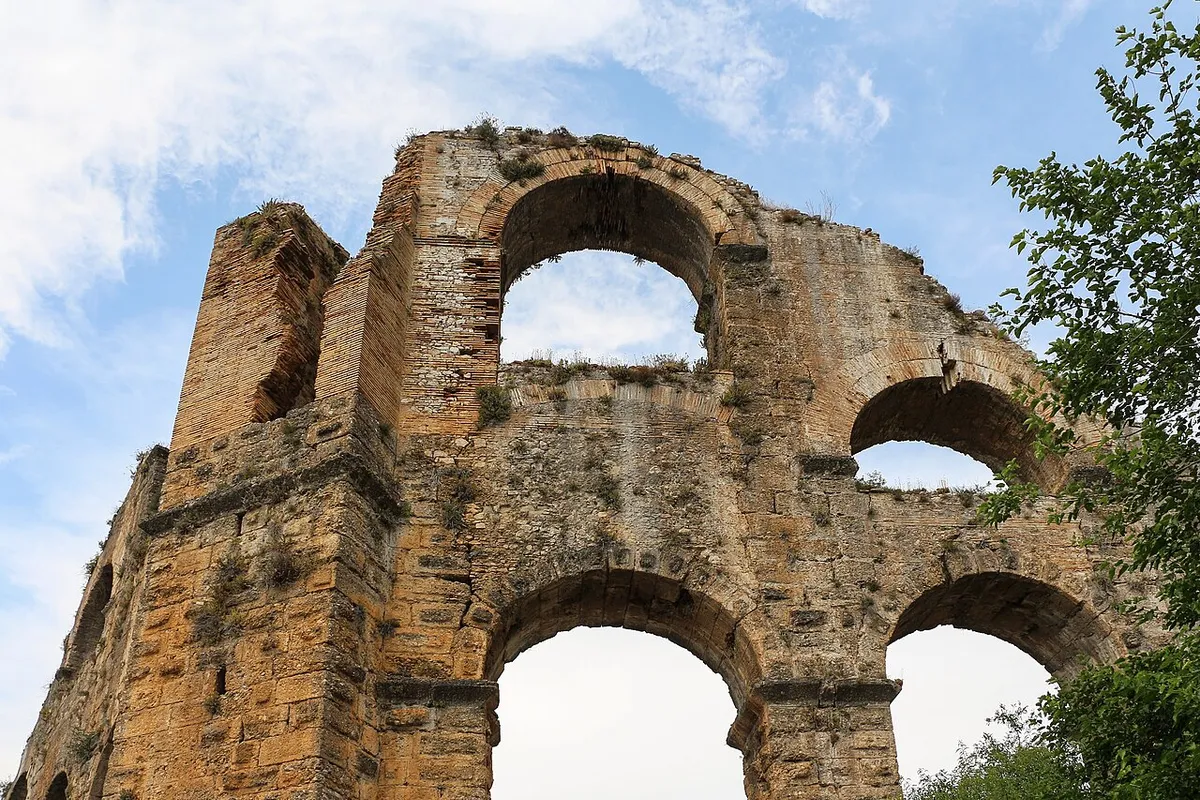 Aspendos Su Kemerleri