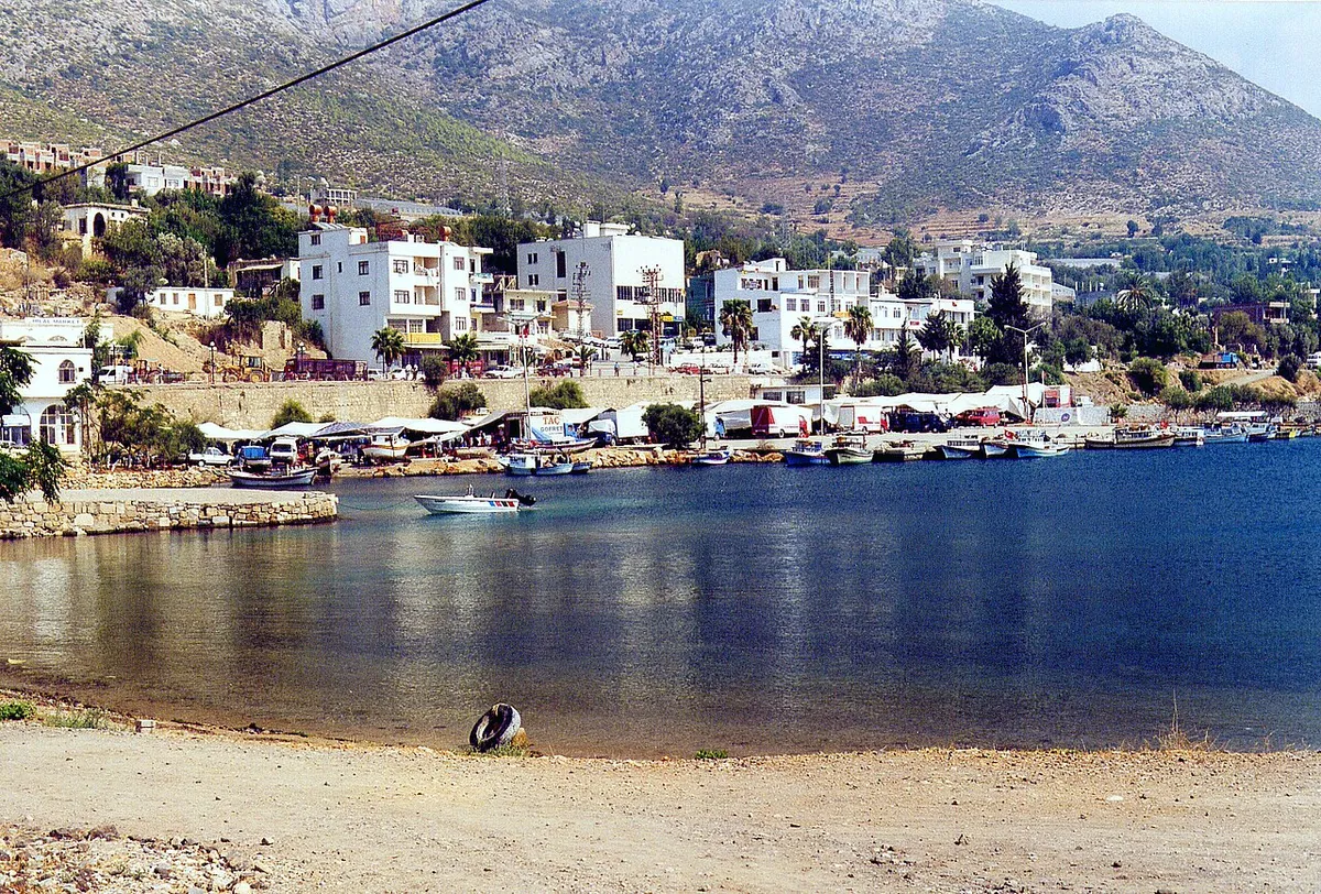 Aydıncık Deniz Feneri