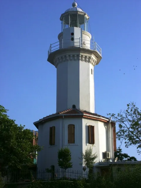 Yeşilköy Sahil Parkı ve Tarihi Yeşilköy Feneri - İstanbul Bakırköy