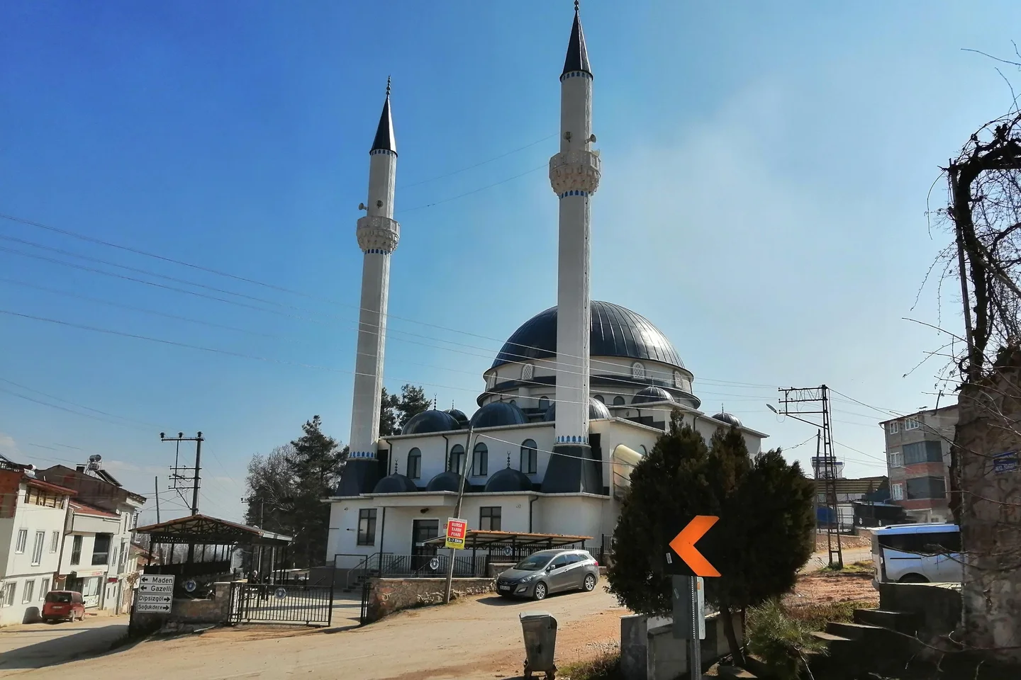Tarihi Kurşunlu Camii ve Külliyesi (İnegöl Kurşunlu Beldesi)