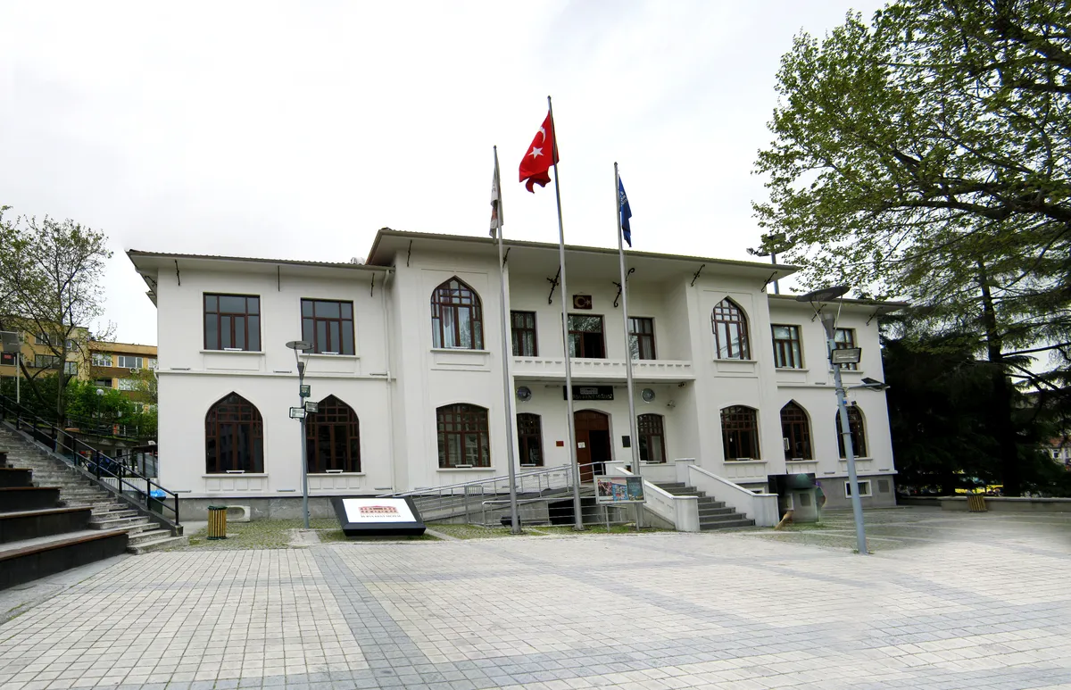 Bursa Kent Meydanı & Tarihi Çarşı Alışveriş Aksı