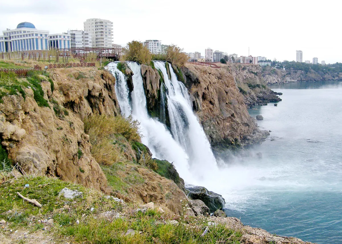 Çağlayan Şelalesi ve Kanyonu