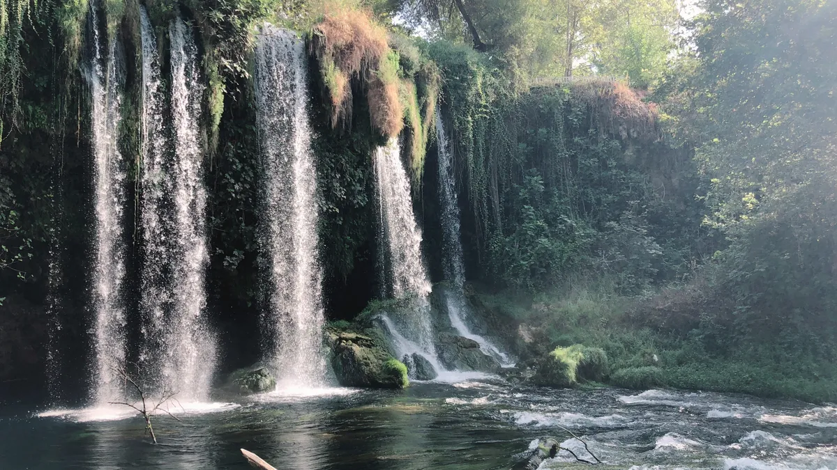 Bitlis Hizan'ın Kadim Sırları: Antik İzlerin Peşinde Bir Yolculuk