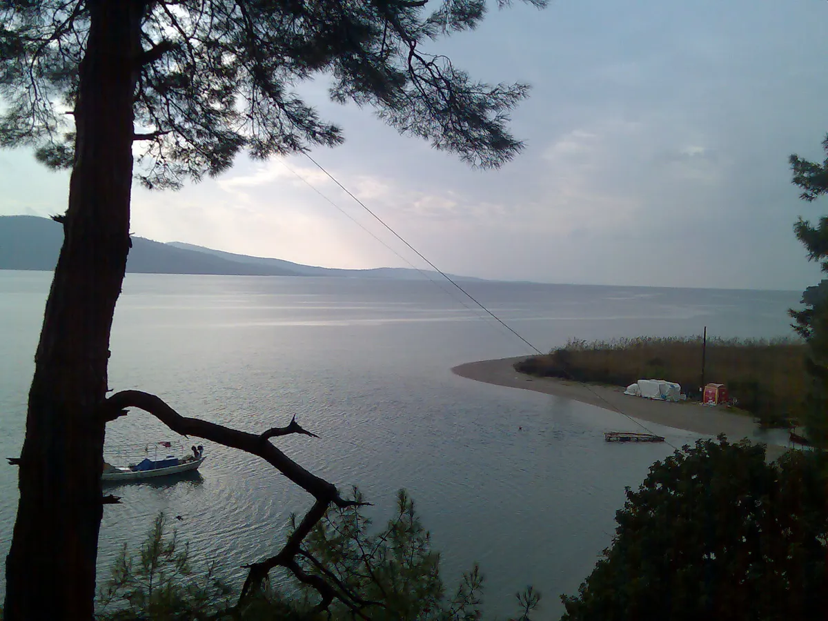 Çınar Plajı ve Doğal Koyu (Akyaka) - Muğla Ula