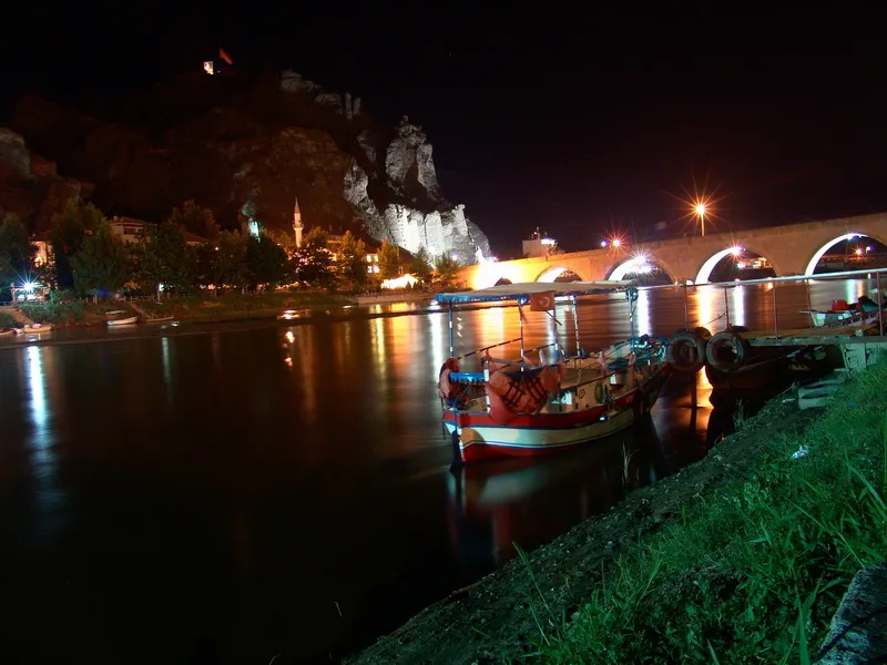 Koyunbaba Taş Köprüsü