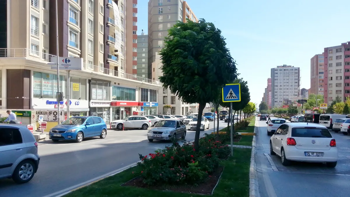 Cumhuriyet Parkı