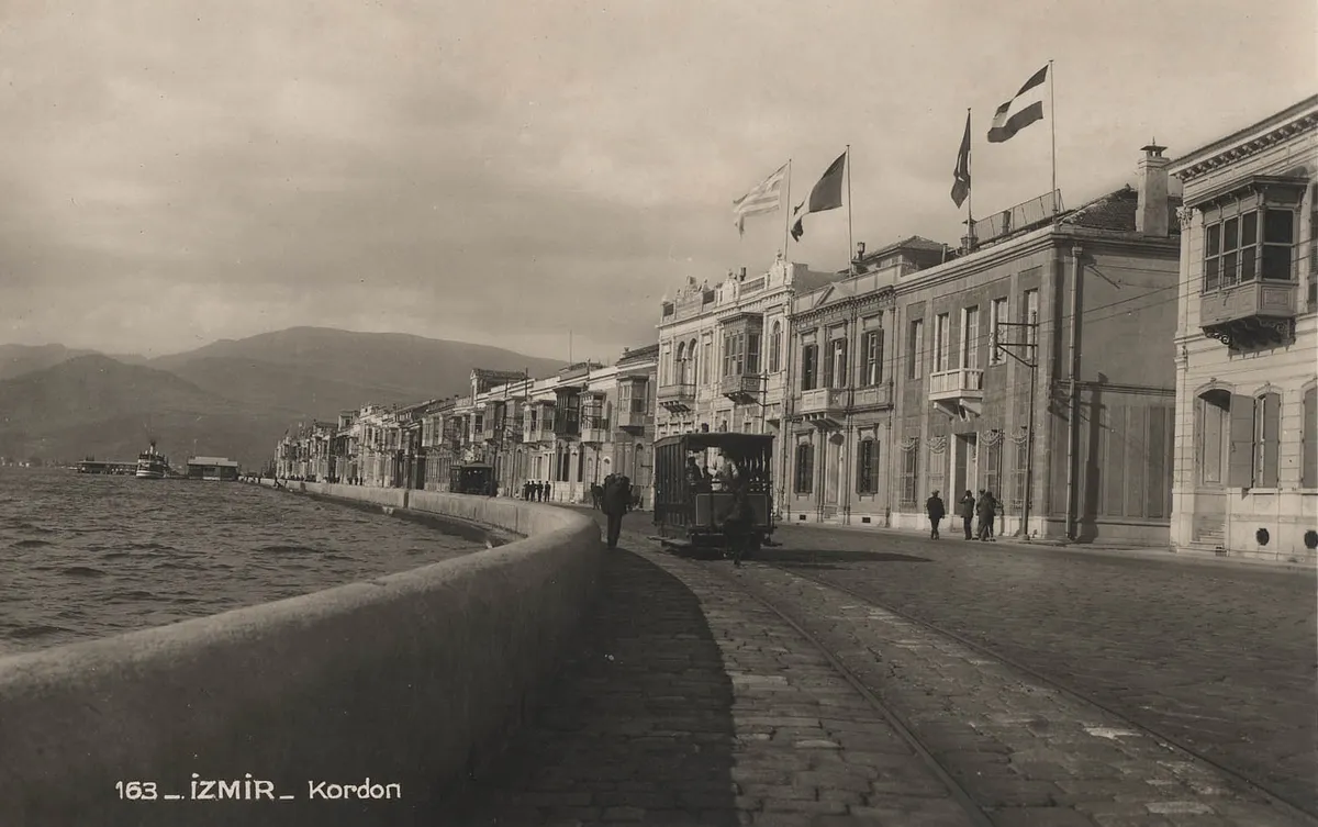 Denize Sevgi Parkı ve Kordon Boyu (Darıca) - Kocaeli Darıca