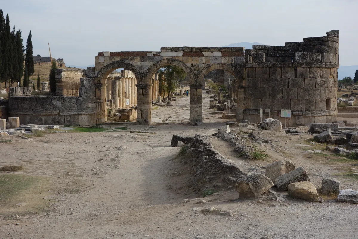 Yazır Hacı Ömerağa Camii