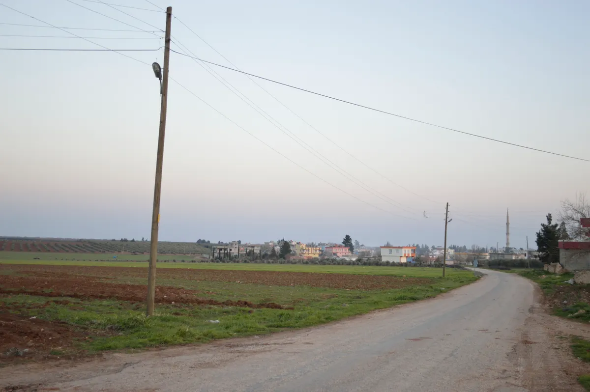 Dokuzyol Köyü ve Tarihi Barak Yerleşimi