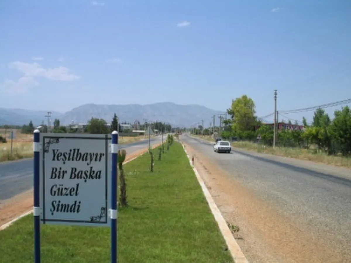 Döşemealtı Kent Meydanı - Antalya Döşemealtı