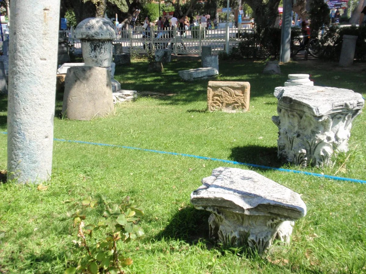 Edremit Kent Meydanı, Kurşunlu Camii & Atatürk Parkı (1310)