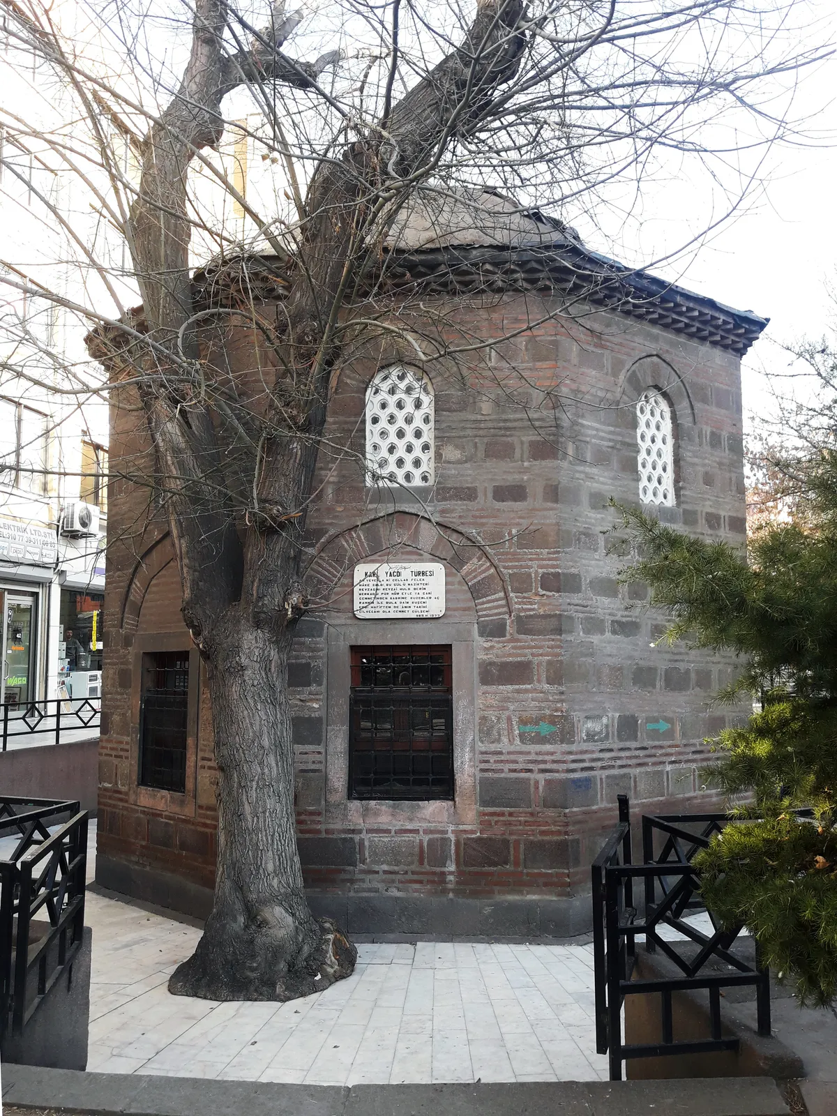 Tarihi Mazgirt Kalesi