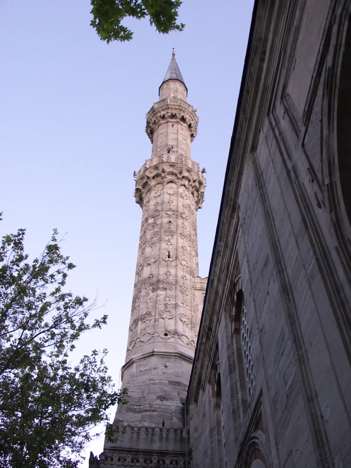 Fatih Camii ve Külliyesi (Fatih Sultan Mehmed Türbesi - 1470)