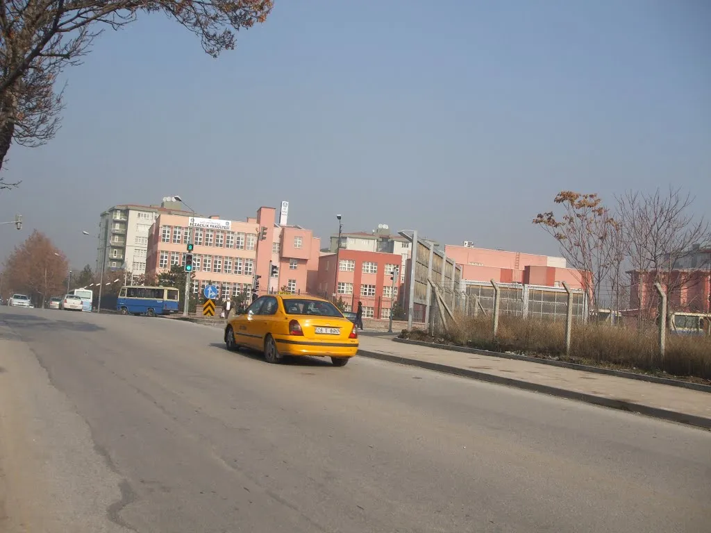Gazi Mahallesi Şehir Parkı ve Kültür Meydanı