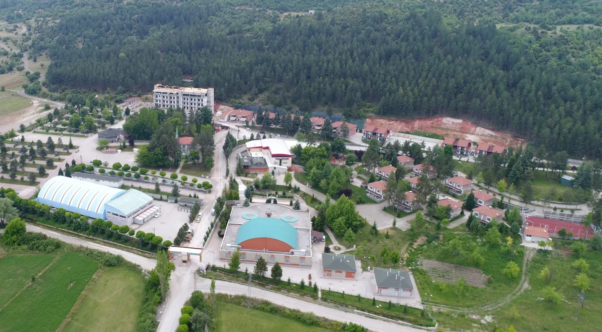Göbel Termal Kaplıcaları ve Turizm Merkezi - Kütahya Tavşanlı