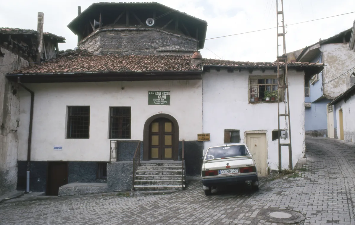 Tarihi Gülbahar Hatun Camii
