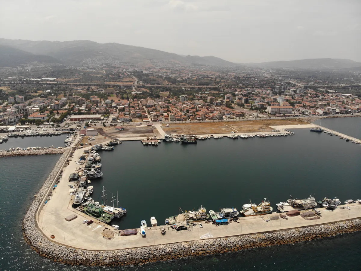 Güzelbahçe Tarihi 1. Liman ve Balıkçı Barınağı