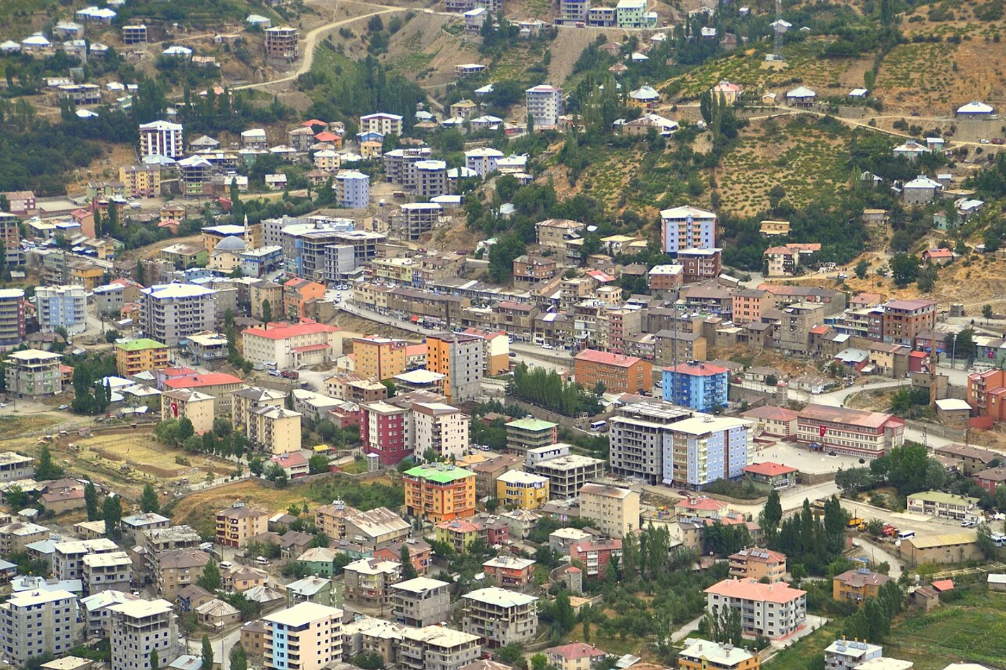 Hakkari Şemdinli'de EN İYİ Doğal Güzellikler Nerede? (2026 Doğa Rehberi)