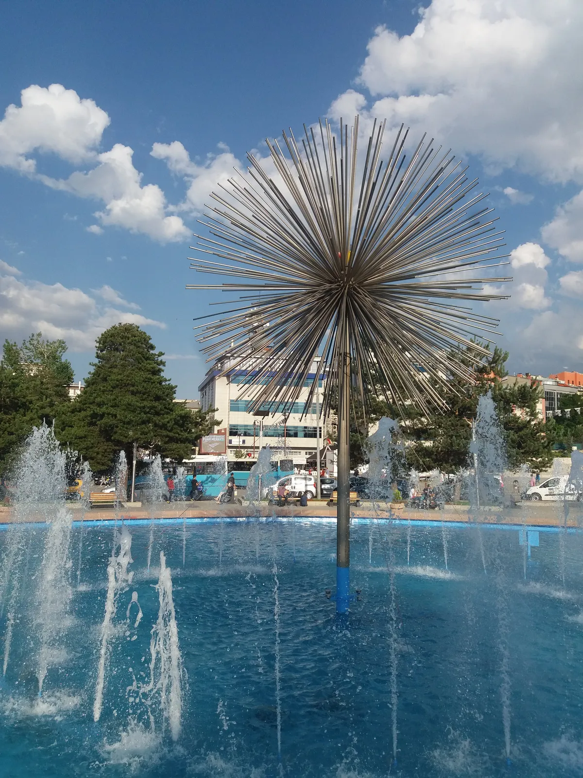 Havuzbaşı Kent Meydanı ve Atatürk Anıtı