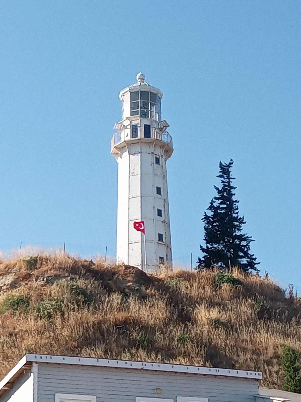 Hoşköy Tarihi Hora Feneri (1861 Fransız Feneri)