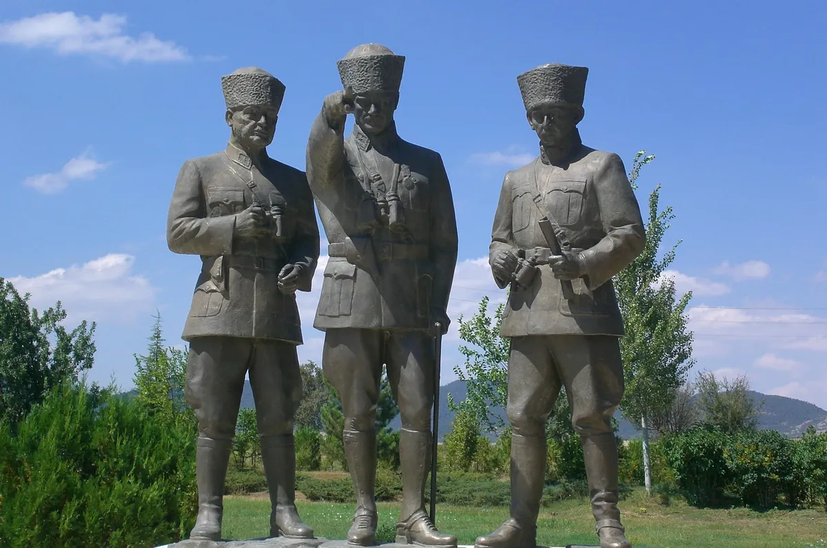 İnönü Şehitliği