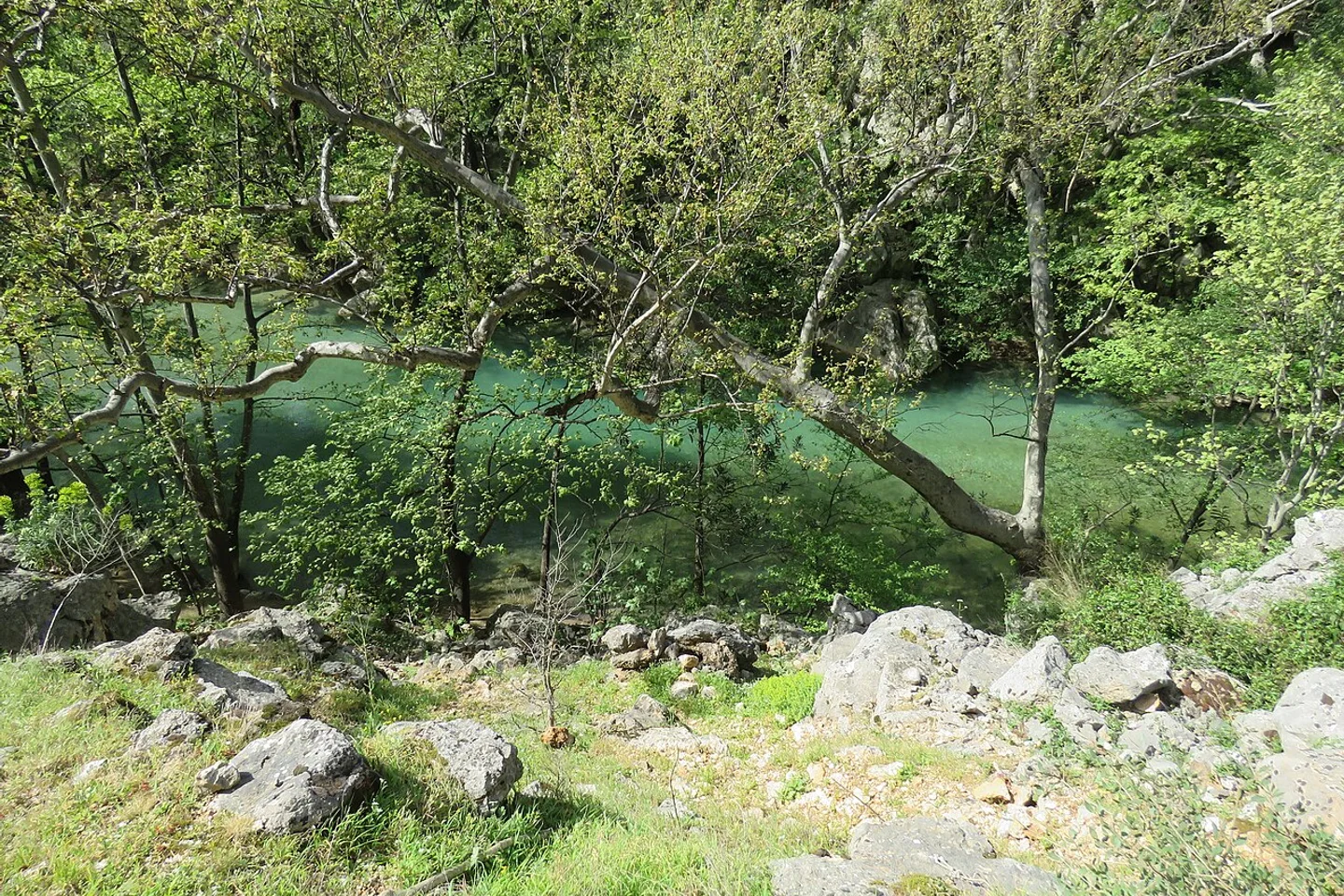 Yaka Kanyonu ve Doğa Yürüyüş Rotası (Bakir Vadi)