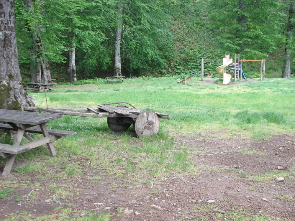 İteniçi Mesire Alanı ve Orman Parkı