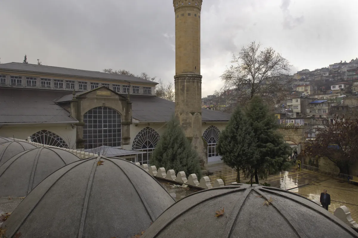 Kahramanmaraş Ulu Camii ve Avlusu (1496 Alaüddevle Bozkurt Bey)
