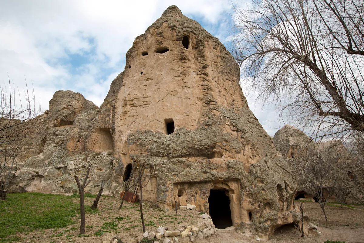 Keşlik Manastırı ve Kaya Kiliseleri (Archangelos)