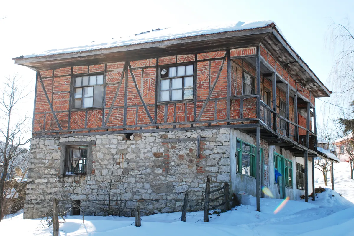 Kestanepınarı Köyü Tarihi Pınarı ve Mesire Alanı - Sakarya Kocaali