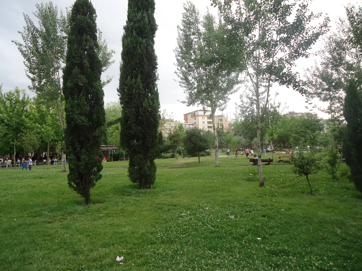 Koşuyolu Parkı & Anıtı