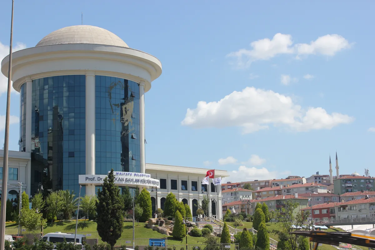 İstanbul Maltepe'de EN İYİ Müzeler ve Kültür Merkezleri Nerede? (2026 Sanat Rehberi)
