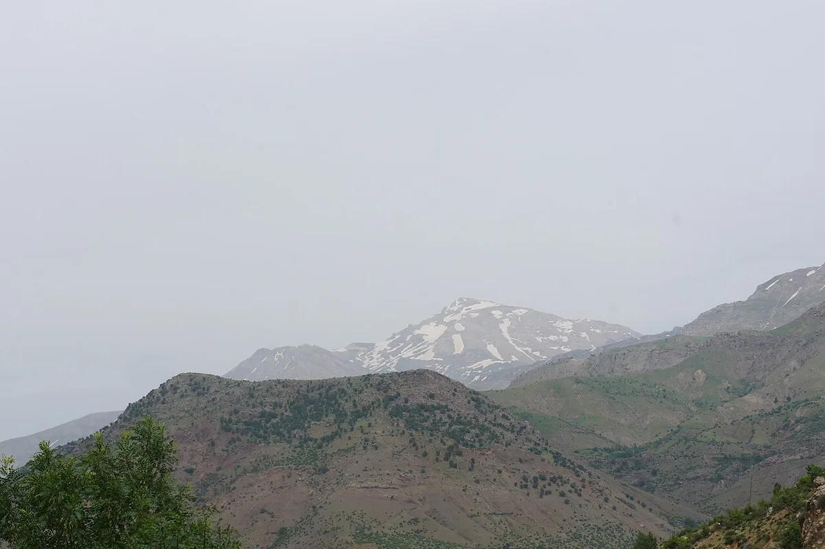 Mereto (Maruta) Dağı Zirvesi ve Tarihi Şapeli