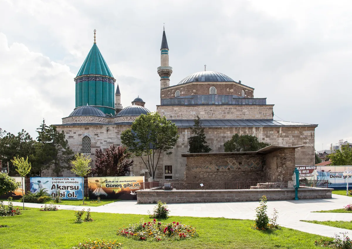 Tierra de tolerancia Konya: Cúpula Verde del Museo Mevlana, Museo del Azulejo Karatay y Etliekmek