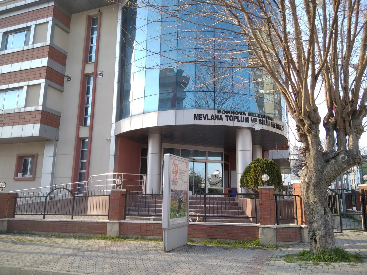Mevlana Parkı ve Sosyal Yaşam Alanı (Gaziosmanpaşa)
