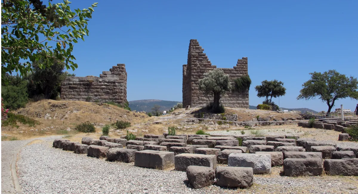 Küdür Yarımadası Tabiat Sit Alanı ve Panormos Kaya Mezarları - Muğla Bodrum