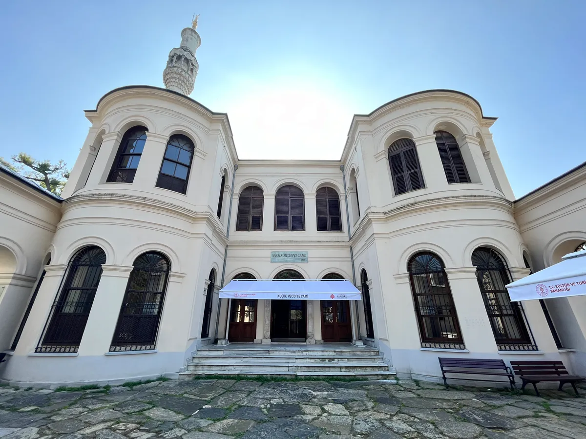 Joya del Bósforo: Guía de viaje de Besiktas, Ortakoy y el Parque Yildiz