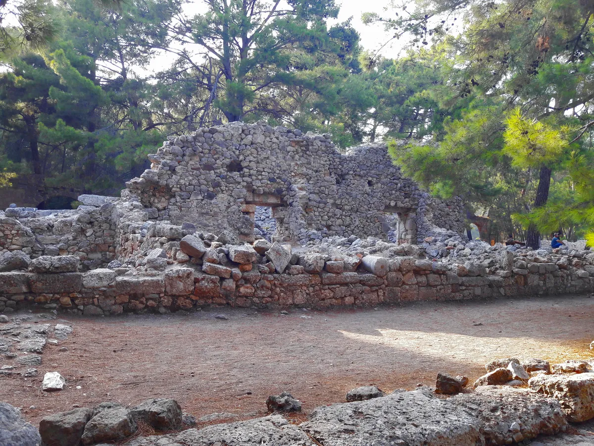 Phaselis Antik Kenti & Su Kemerleri