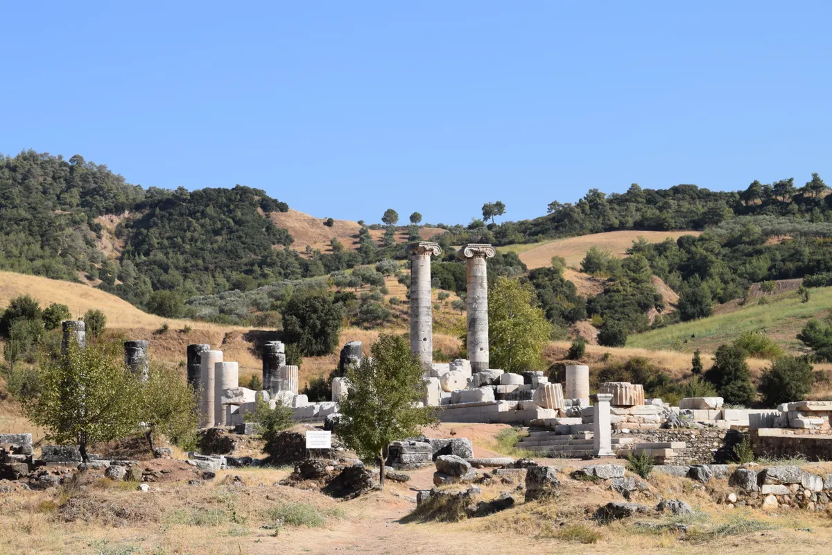Sardes Artemis Tapınağı ve Erken Hristiyanlık Kilisesi